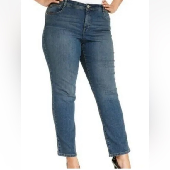 NEW WITH TAGS High Rise Tummy Control Jeans, 18 - Picture 2 of 8